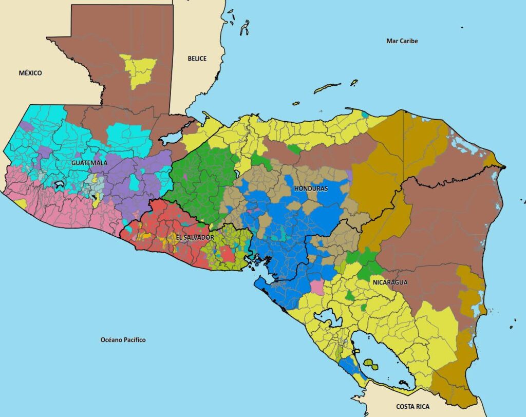 clasificación de municipios de Centroamérica en 15 perfiles a partir de información de monitoreo y teledetección, así como de fuentes secundarias, obtenido mediante Mapas Autoorganizados SOM para Acción Contra el Hambre y empleado en la plataforma PREDISAN